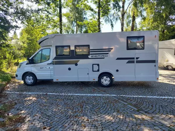 Roller Team Zefiro 287 TL - automat, LiFePO4, solar, łóżka podłużne - fotografie 9