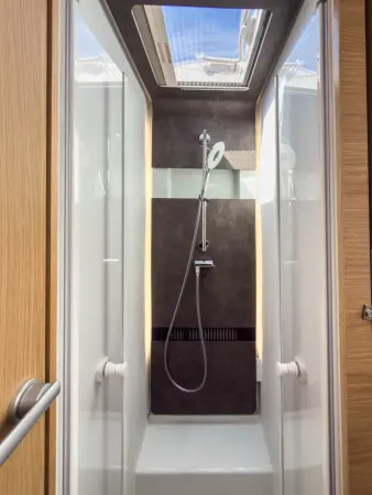Adria Coral Plus 670 DL - fotografie 6
