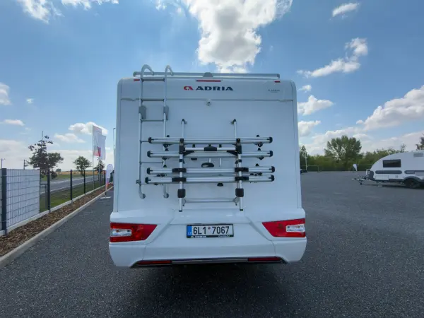 Adria Coral XL Axess 670 SL - fotografie 4