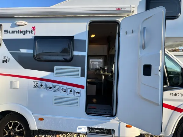 Camper Sunlight A60 Alkowa (6m) – Stan TOP, pełne wyposażenie, hak & klimatyzacja! - fotografie 7