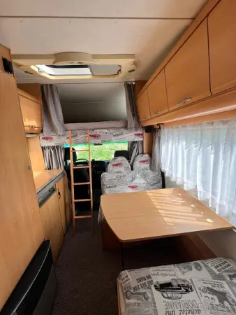 HYMER 5 m – Fiat Ducato 2.8 i.d.TD – kompaktowy kamper - fotografie 9