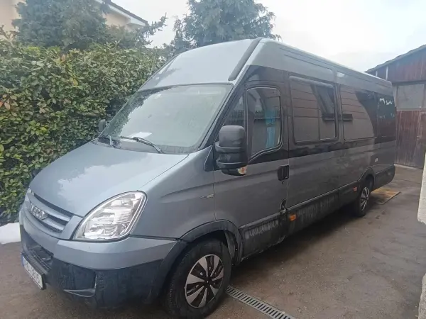 Iveco Daily 2.3 z automatyczną skrzynią biegów. Nadbudowa - fotografie 2