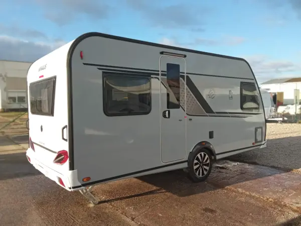 Knaus Südwind 450 FU "60 Years - fotografie 2