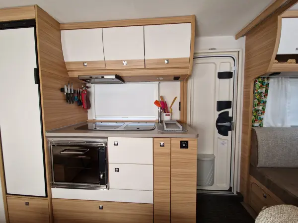 Dethleffs Camper 650 FMK - fotografie 9