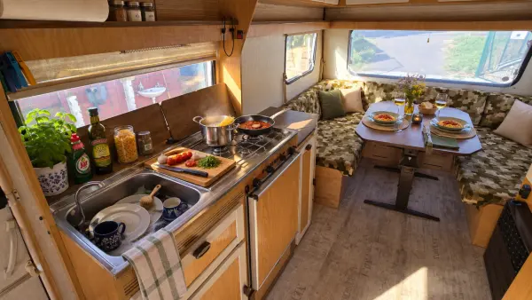 HYMER ERIBA TOSCANA 530 (1980) – Unikatny, zabytkowy kemping w wyjątkowym stanie! - fotografie 2