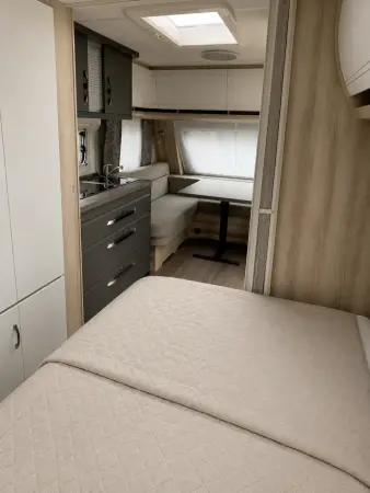 HOBBY DE LUXE 495 WFB + SOLAR / MOVER / KLIMATYZACJA - fotografie 11