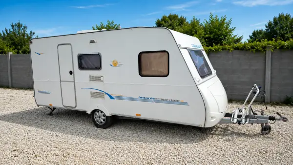 Caravelair Luxe Spéciale 490 – 2003 - Caravelair 2003