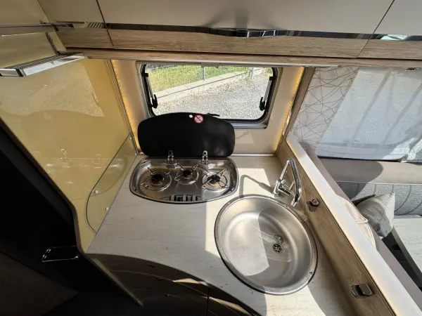 Eura Mobil PT 695 EB - fotografie 11