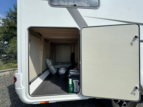 Eura Mobil PT 695 EB - fotografie 15