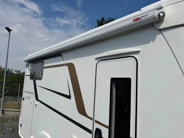 Eura Mobil PT 695 EB - fotografie 17