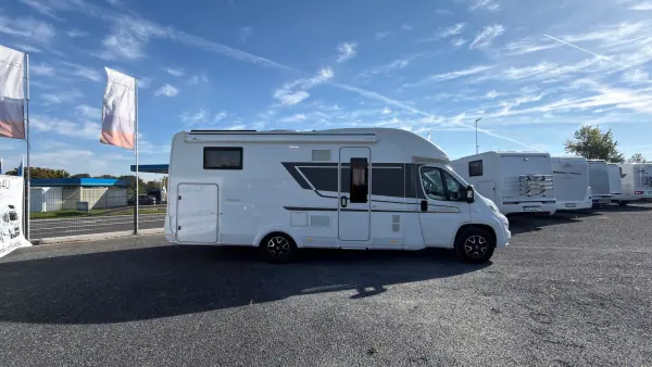 Adria Matrix Axess 670 SL - fotografie 2