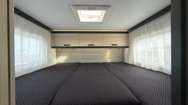 Adria Sun Living A75 SL - fotografie 17