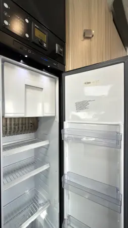 Adria Sun Living A75 SL - fotografie 12
