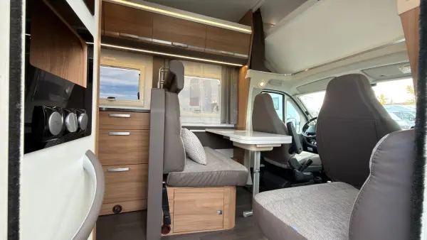 Adria Coral XL Axess 670 SL - fotografie 6