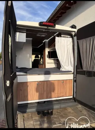 Campervan Peugeot Boxer - fotografie 7