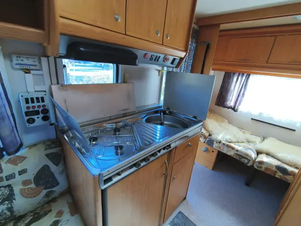 Knaus Südwind ZIMOWA • DMC 900 kg (na kat. B) - fotografie 3